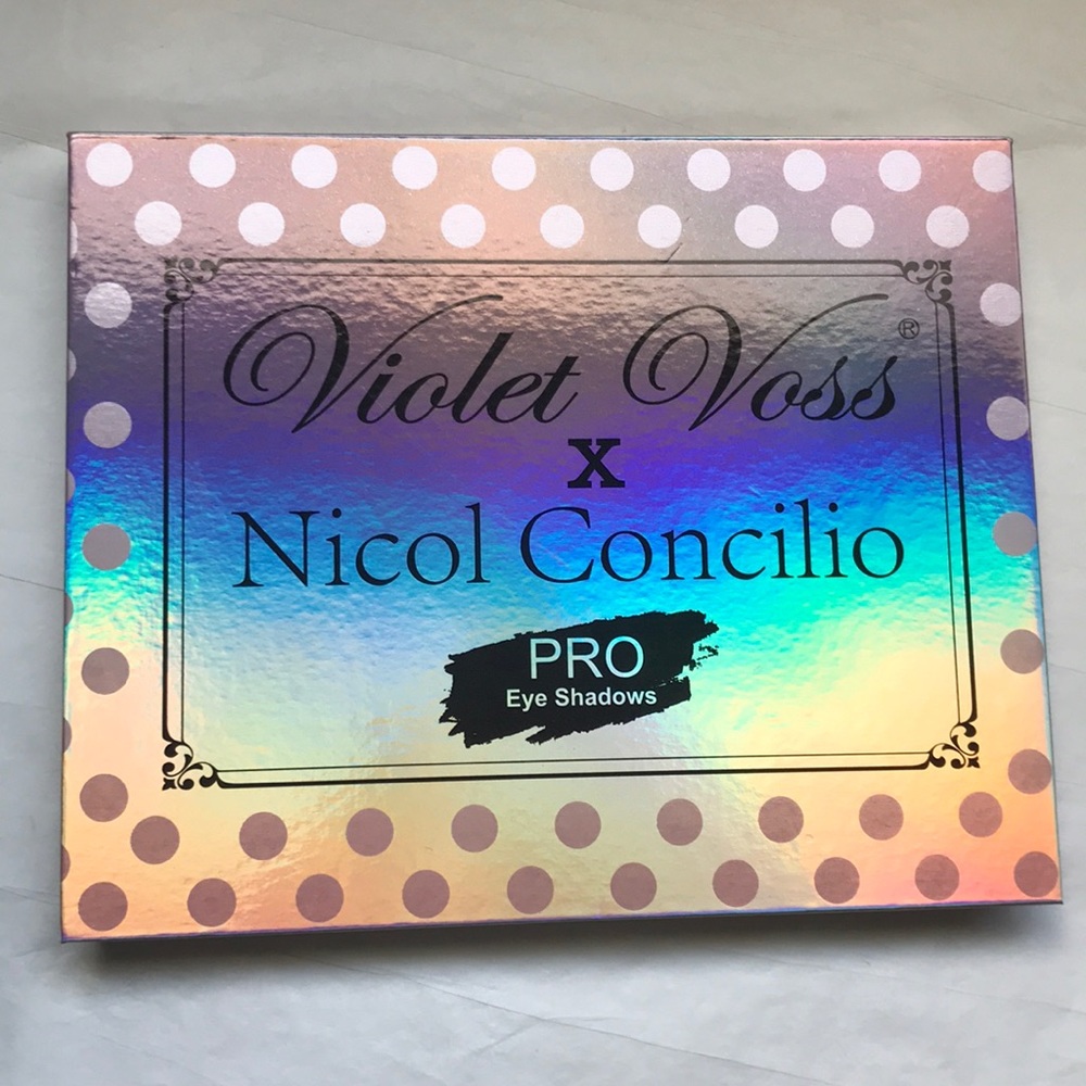 Violet Voss x Nicol Concilio eyeshadow palette - Picture 6 of 7